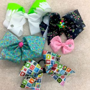 JoJo Bows